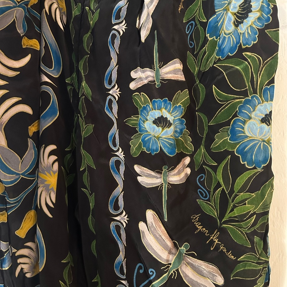 Farm Rio Ecovero Viscose Pants - Picture 5 of 8